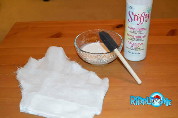 Apply the liquid starch